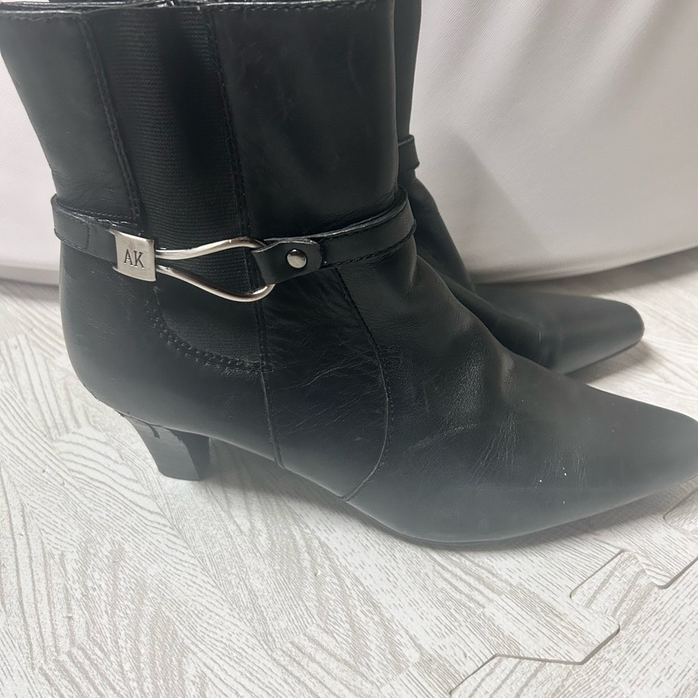 Anne Klein Black Heeled Boots